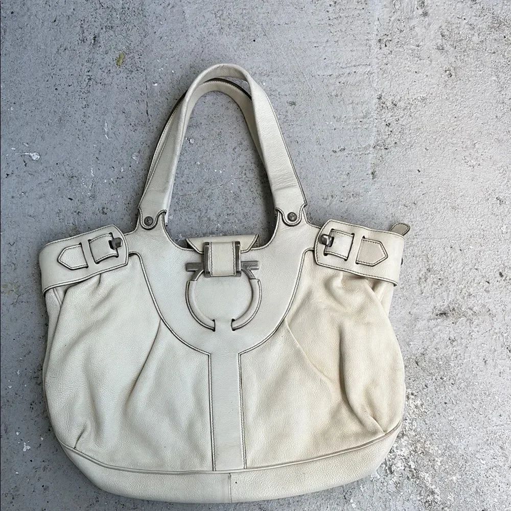 Ferragamo shoulder bag